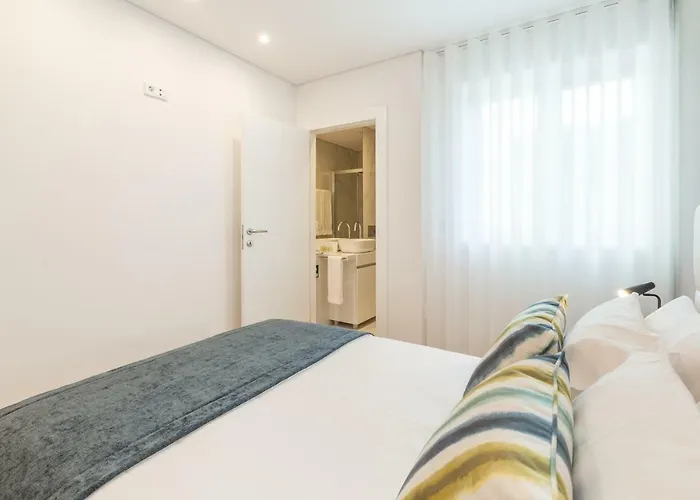 Art's - Minho's Guest